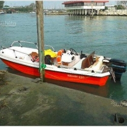 Kaiman Trimarán csónak 25 Le Mercury motorral használt eladó